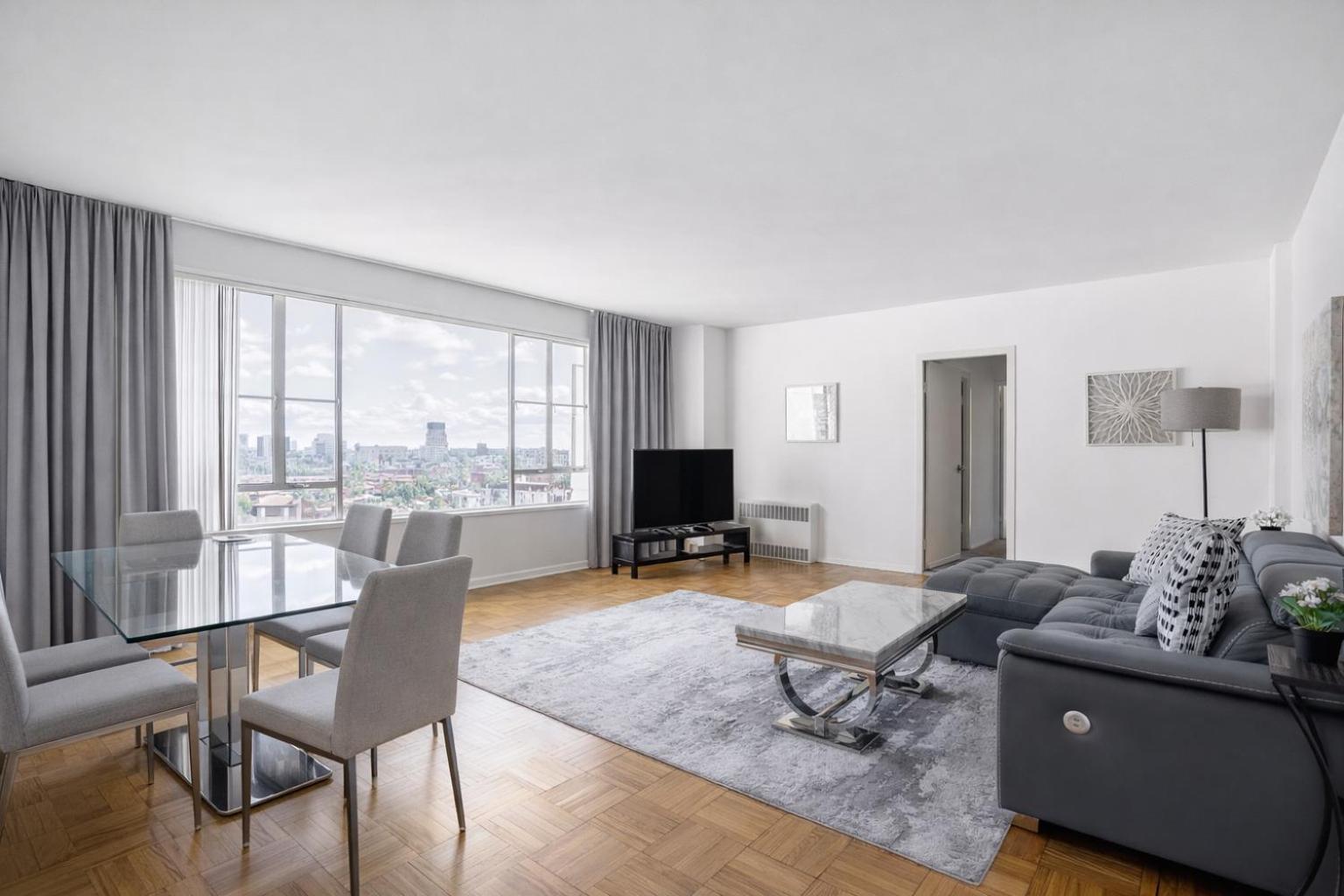 Spacious 2 Bedroom 2 Bathroom Unit Great Location