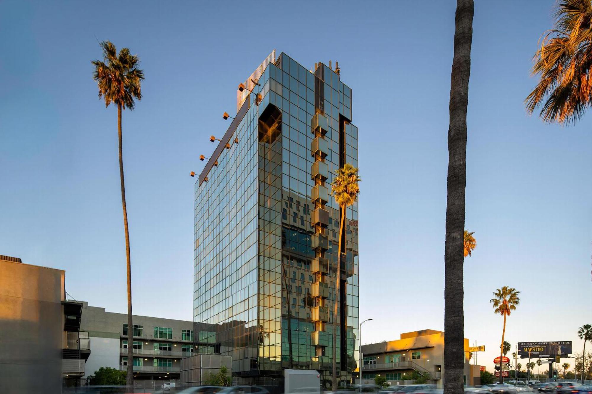 Kasa Sunset Los Angeles